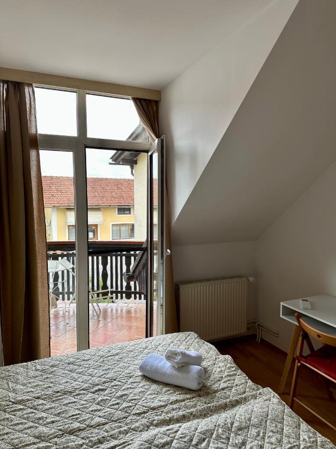 Karla'S House Bed & Breakfast Dobje pri Planini Exterior photo
